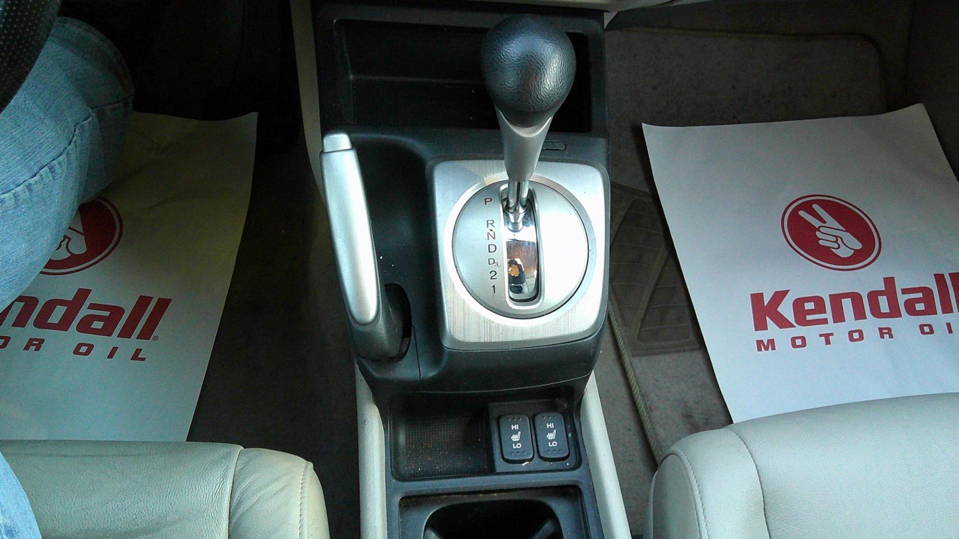 2010 RED HONDA CIVIC EX-L (19XFA1F9XAE) , located at 390 Hansen Avenue, Orange Park, FL, 32065, (904) 276-7933, 30.130497, -81.787529 - Photo#6