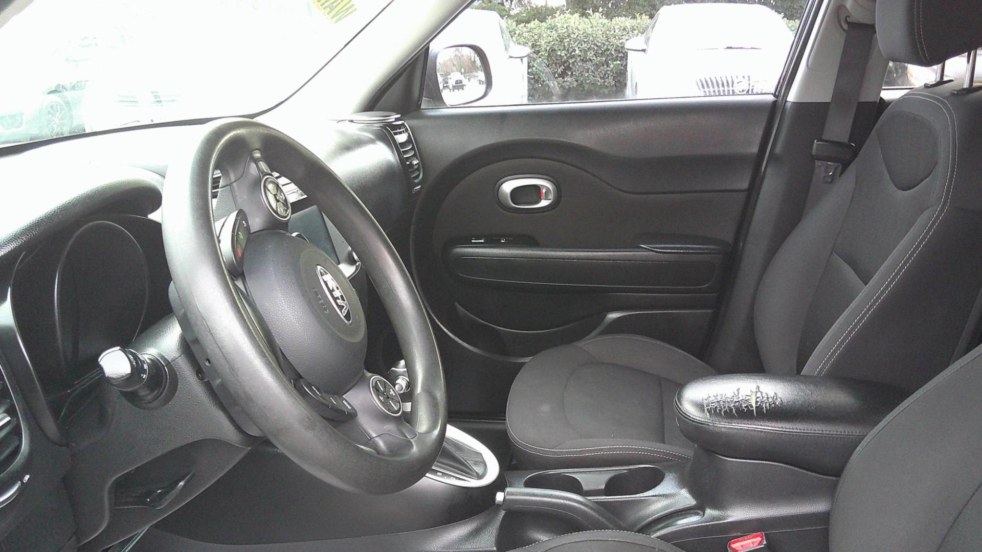 2018 BLAK KIA SOUL BASE (KNDJN2A26J7) , located at 390 Hansen Avenue, Orange Park, FL, 32065, (904) 276-7933, 30.130497, -81.787529 - Photo#1