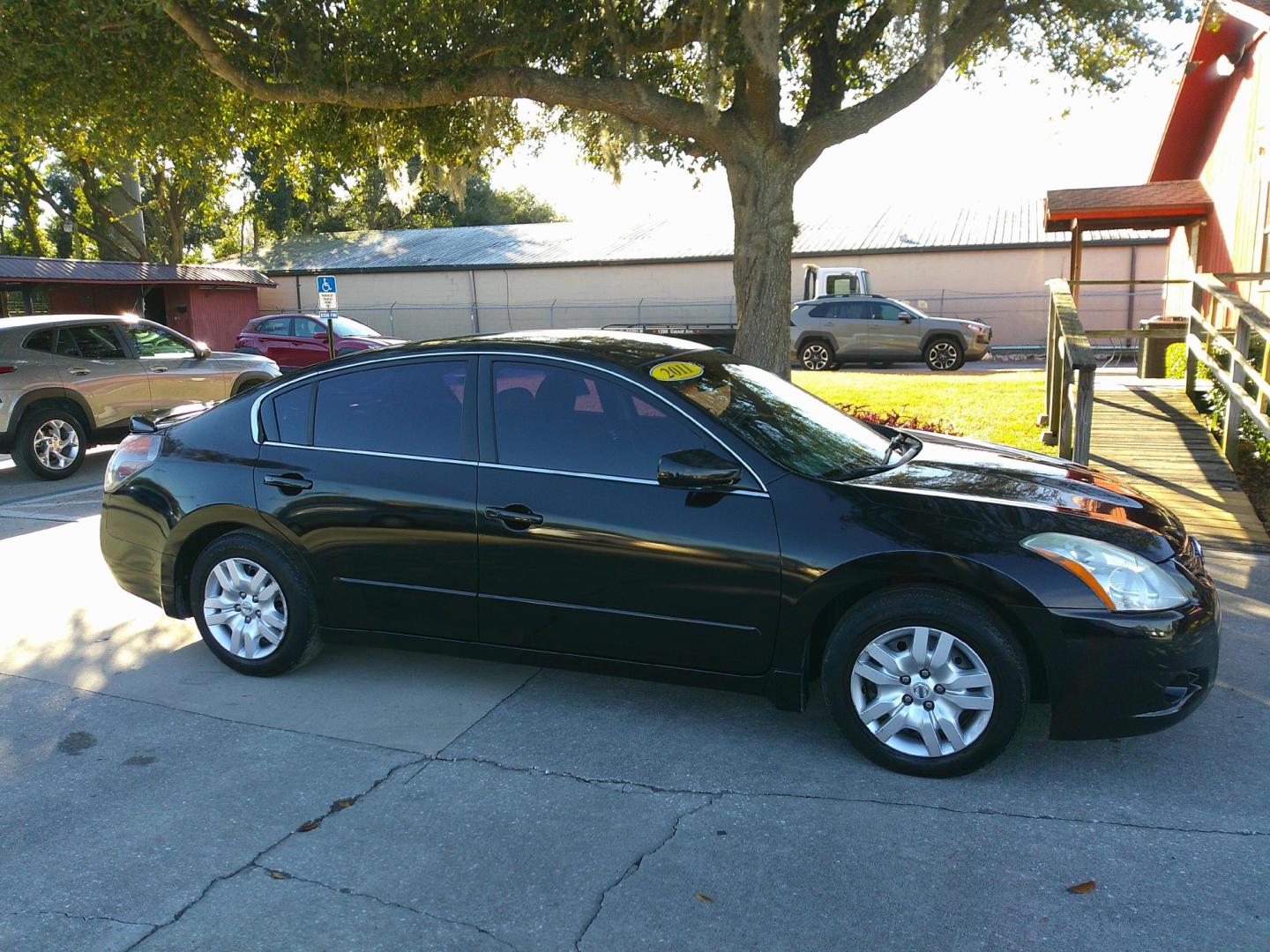 2011 BLACK NISSAN ALTIMA 2.5; 2.5 S (1N4AL2AP1BC) , located at 1200 Cassat Avenue, Jacksonville, FL, 32205, (904) 695-1885, 30.302404, -81.731033 - Photo#5