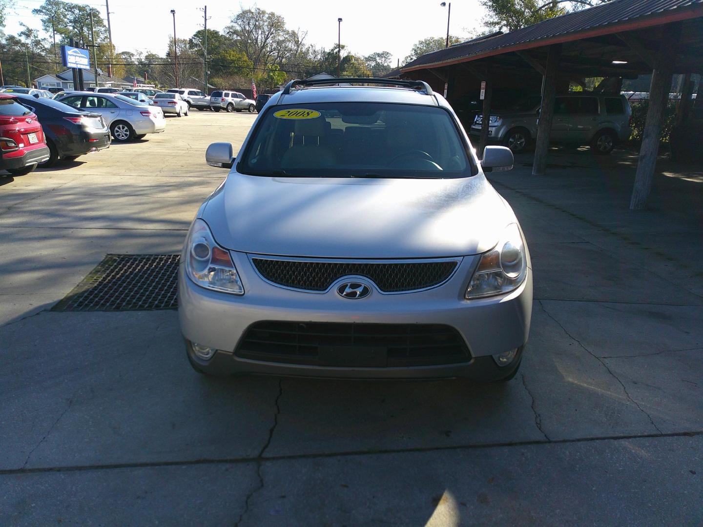 2008 TAN HYUNDAI VERACRUZ GLS; LIMITE (KM8NU13C18U) , located at 1200 Cassat Avenue, Jacksonville, FL, 32205, (904) 695-1885, 30.302404, -81.731033 - Photo#0