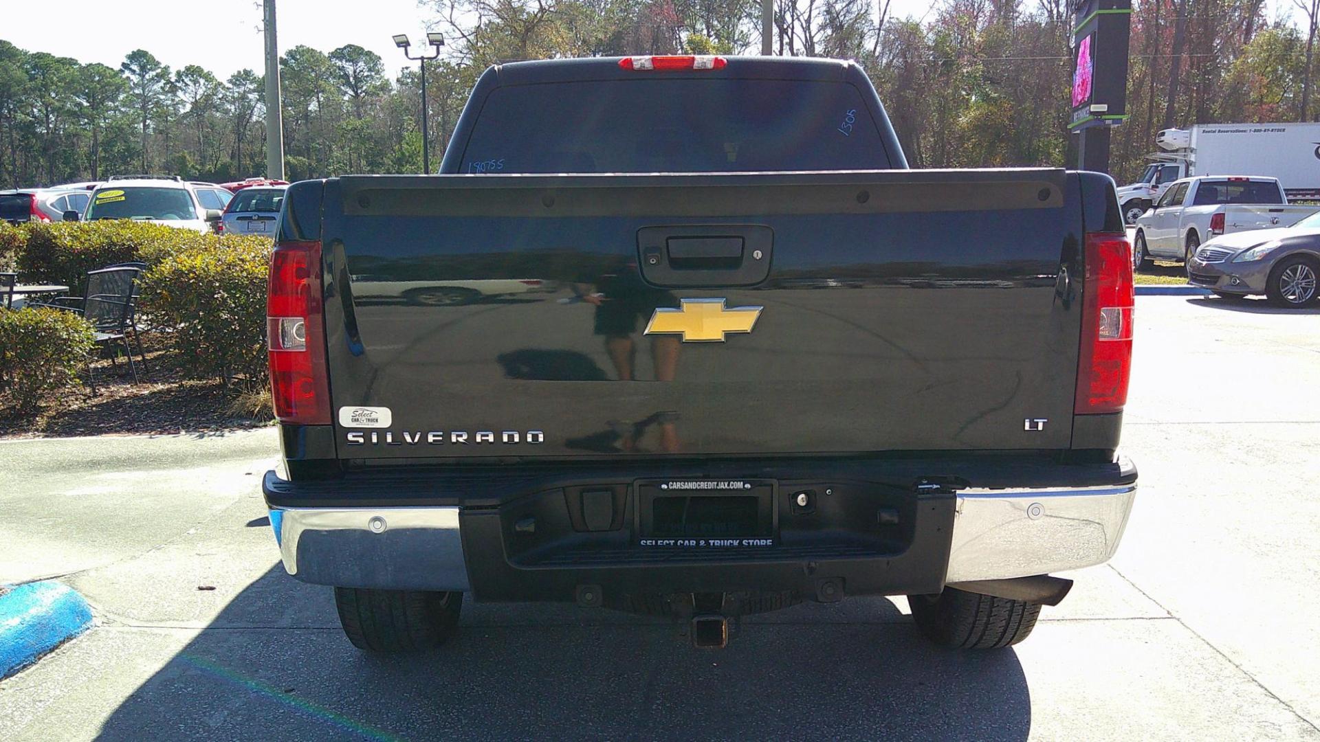 2012 BLACK CHEVROLET SILVERADO LT (3GCPKSE74CG) , located at 1200 Cassat Avenue, Jacksonville, FL, 32205, (904) 695-1885, 30.302404, -81.731033 - Photo#5