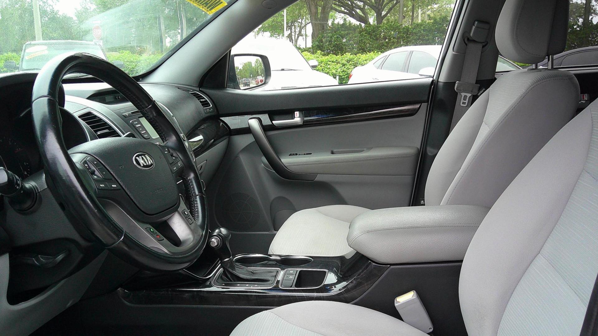 2014 SILVER KIA SORENTO LX (5XYKT3A65EG) , located at 390 Hansen Avenue, Orange Park, FL, 32065, (904) 276-7933, 30.130497, -81.787529 - Photo#1