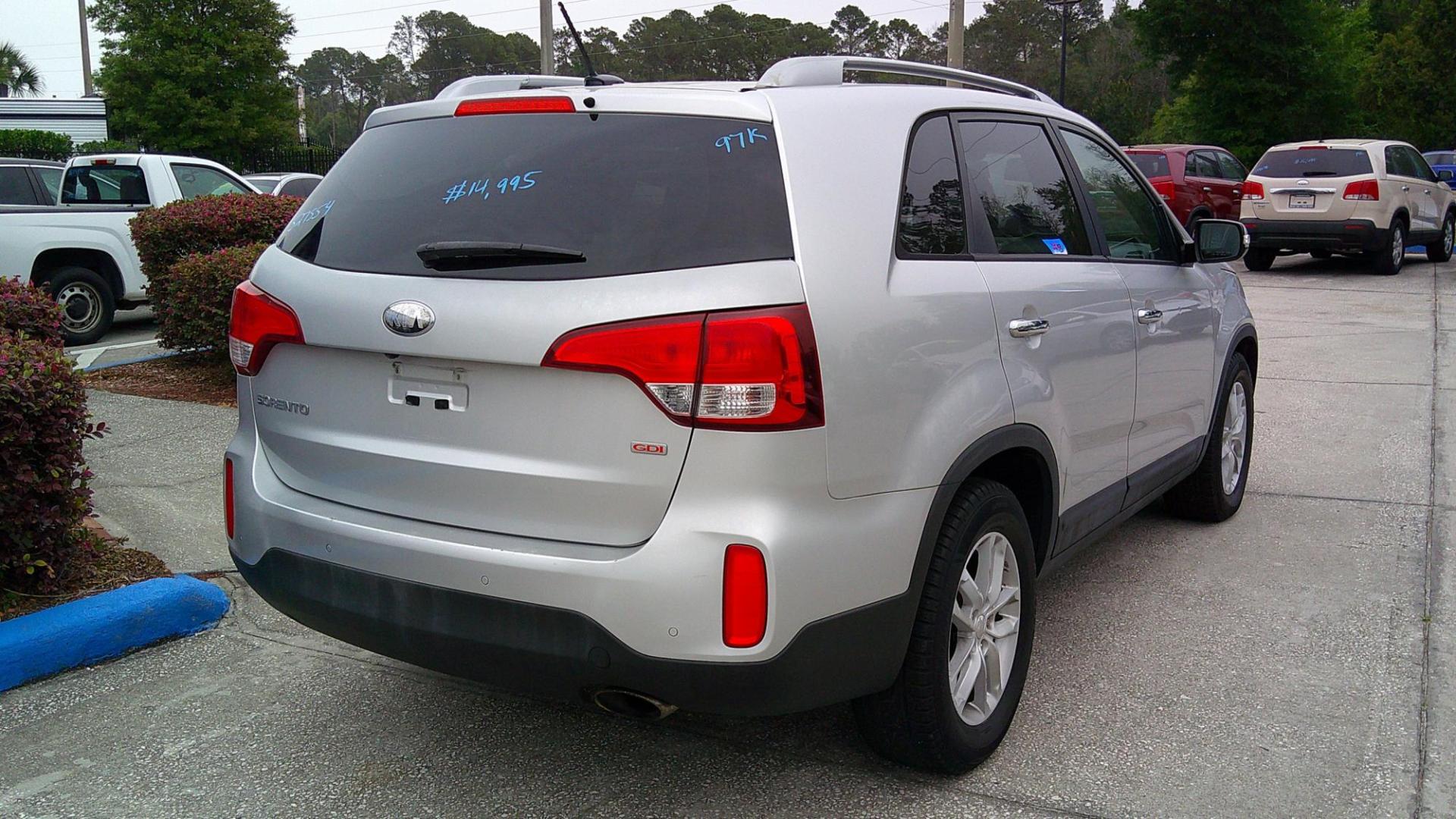 2014 SILVER KIA SORENTO LX (5XYKT3A65EG) , located at 390 Hansen Avenue, Orange Park, FL, 32065, (904) 276-7933, 30.130497, -81.787529 - Photo#2