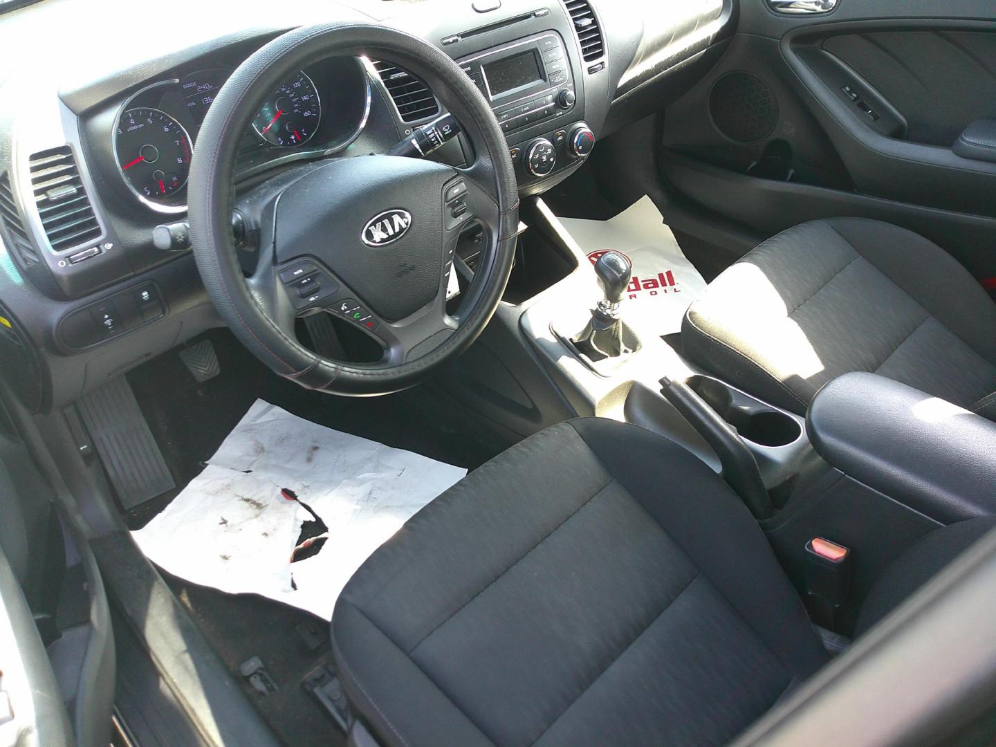 2016 BLACK KIA FORTE LX (KNAFK4A63G5) , located at 1200 Cassat Avenue, Jacksonville, FL, 32205, (904) 695-1885, 30.302404, -81.731033 - Photo#2
