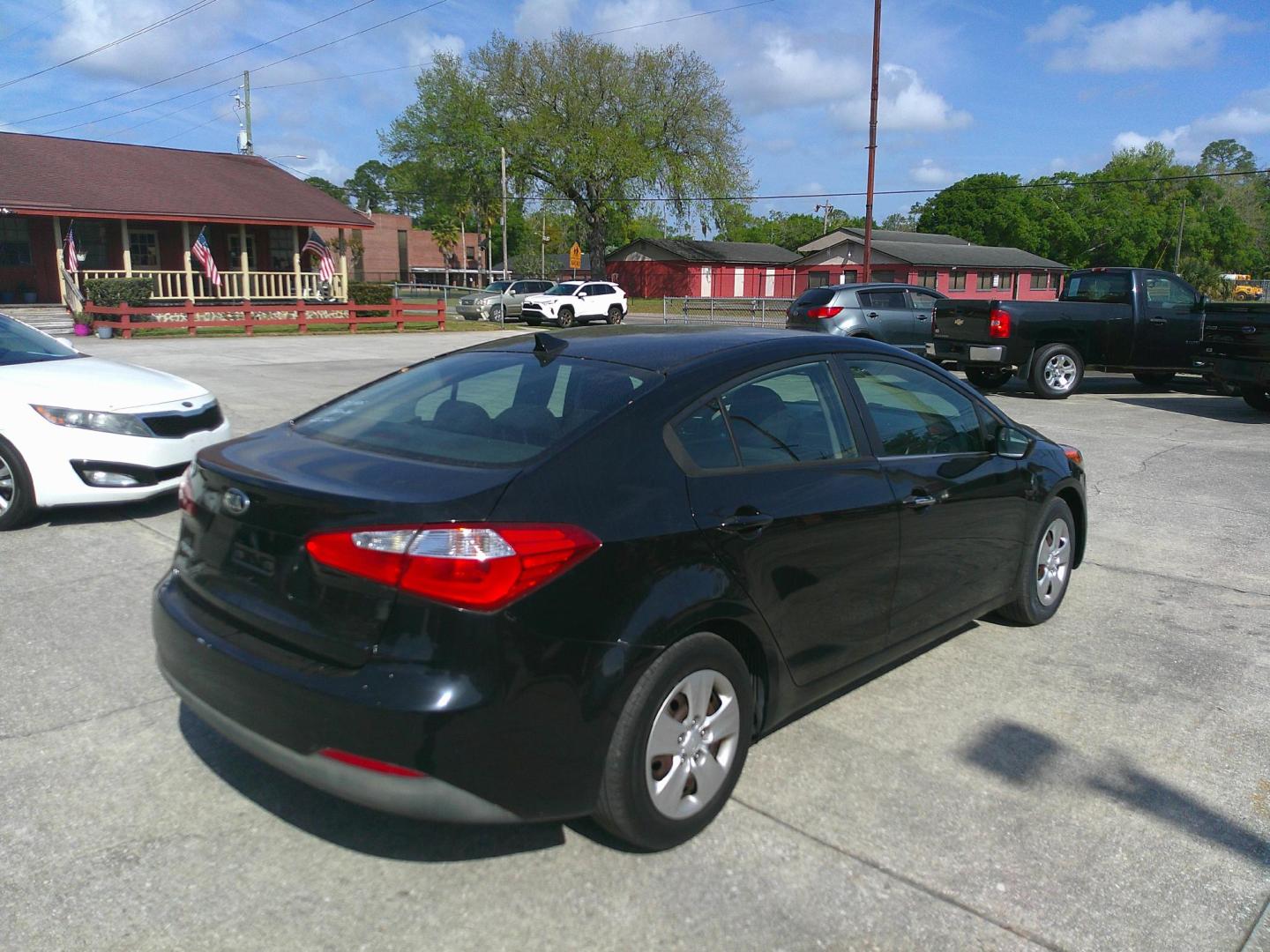 2016 BLACK KIA FORTE LX (KNAFK4A63G5) , located at 1200 Cassat Avenue, Jacksonville, FL, 32205, (904) 695-1885, 30.302404, -81.731033 - Photo#6