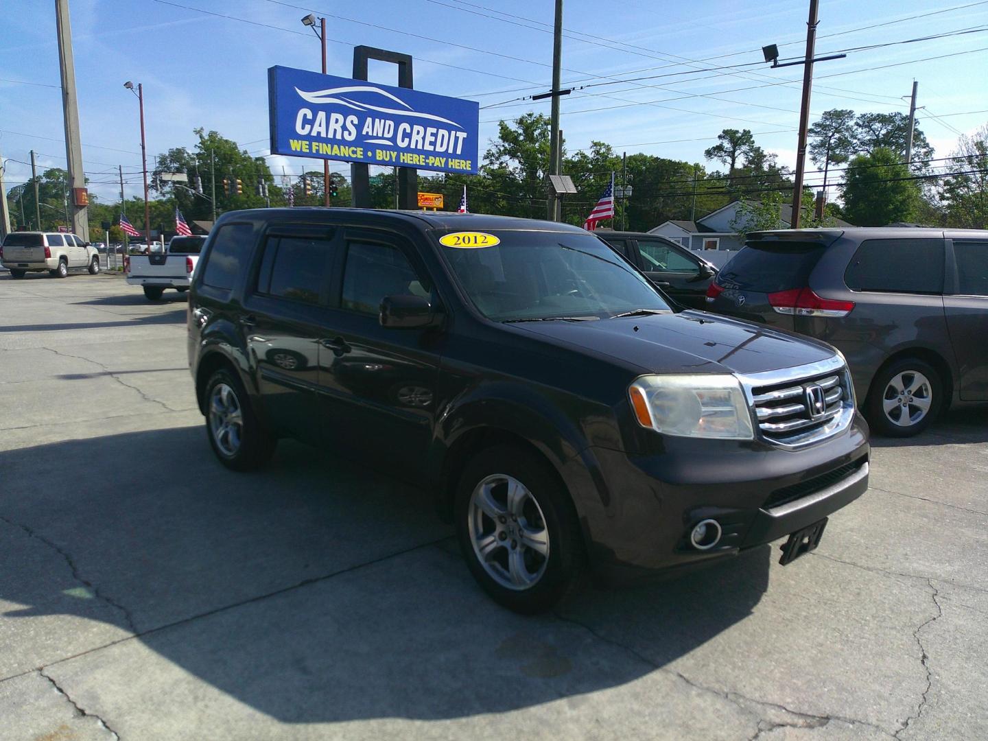 2012 BROWN HONDA PILOT EXL (5FNYF3H53CB) , located at 1200 Cassat Avenue, Jacksonville, FL, 32205, (904) 695-1885, 30.302404, -81.731033 - Photo#0