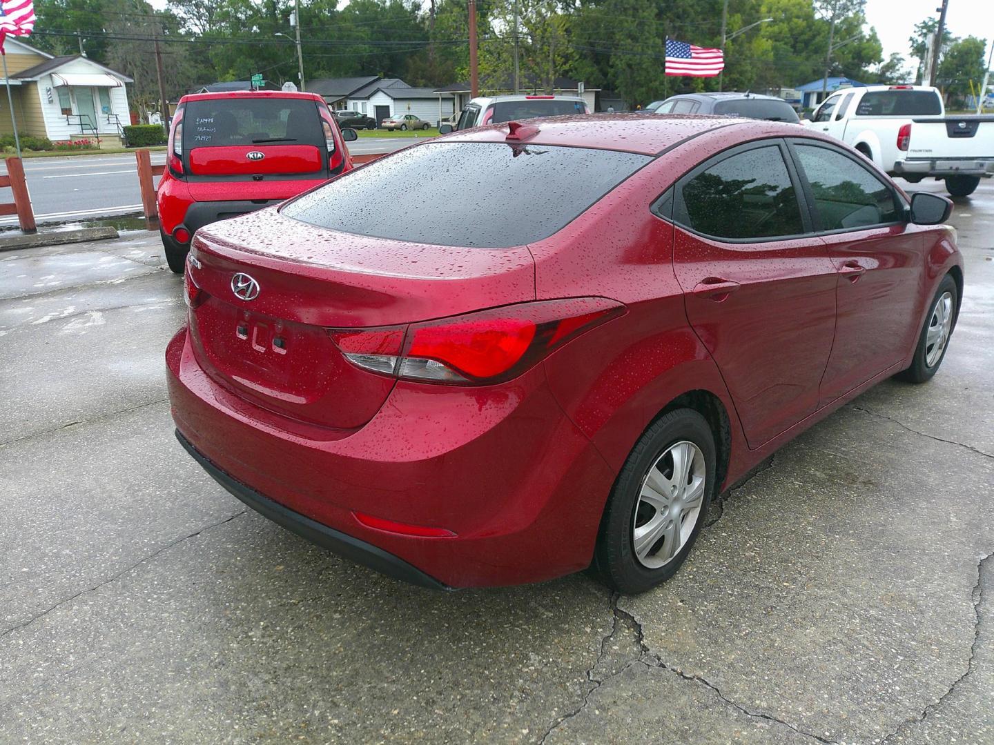 2016 RED HYUNDAI ELANTRA LIMITED; SE; (5NPDH4AE8GH) , located at 1200 Cassat Avenue, Jacksonville, FL, 32205, (904) 695-1885, 30.302404, -81.731033 - Photo#5