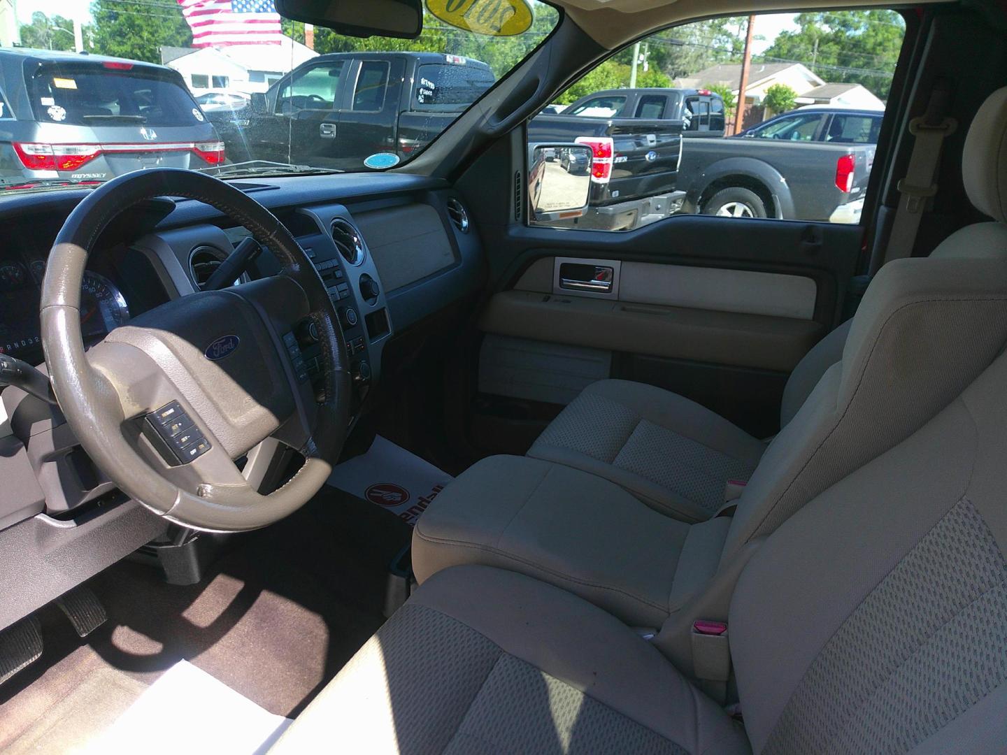 2010 RED FORD F-150 STX; XL; XLT; (1FTEX1C81AF) , located at 1200 Cassat Avenue, Jacksonville, FL, 32205, (904) 695-1885, 30.302404, -81.731033 - Photo#2