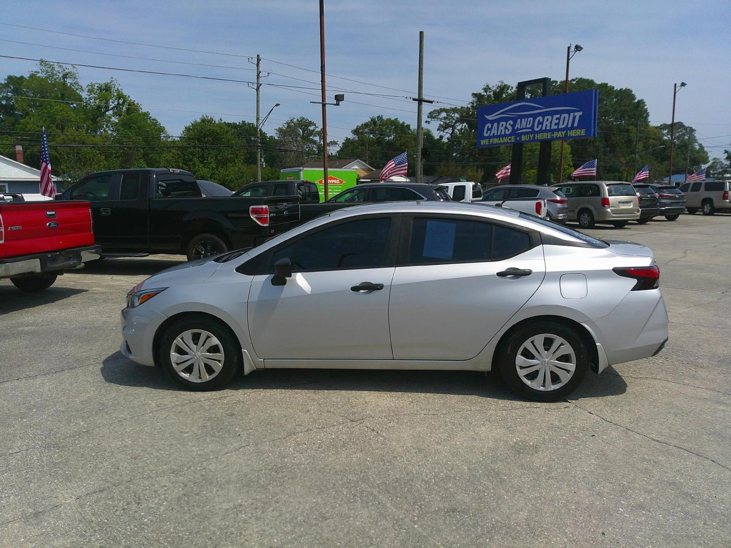 2021 SILVER NISSAN VERSA SV (3N1CN8DV3ML) , located at 1200 Cassat Avenue, Jacksonville, FL, 32205, (904) 695-1885, 30.302404, -81.731033 - Photo#1
