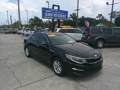 2017 KIA OPTIMA LX