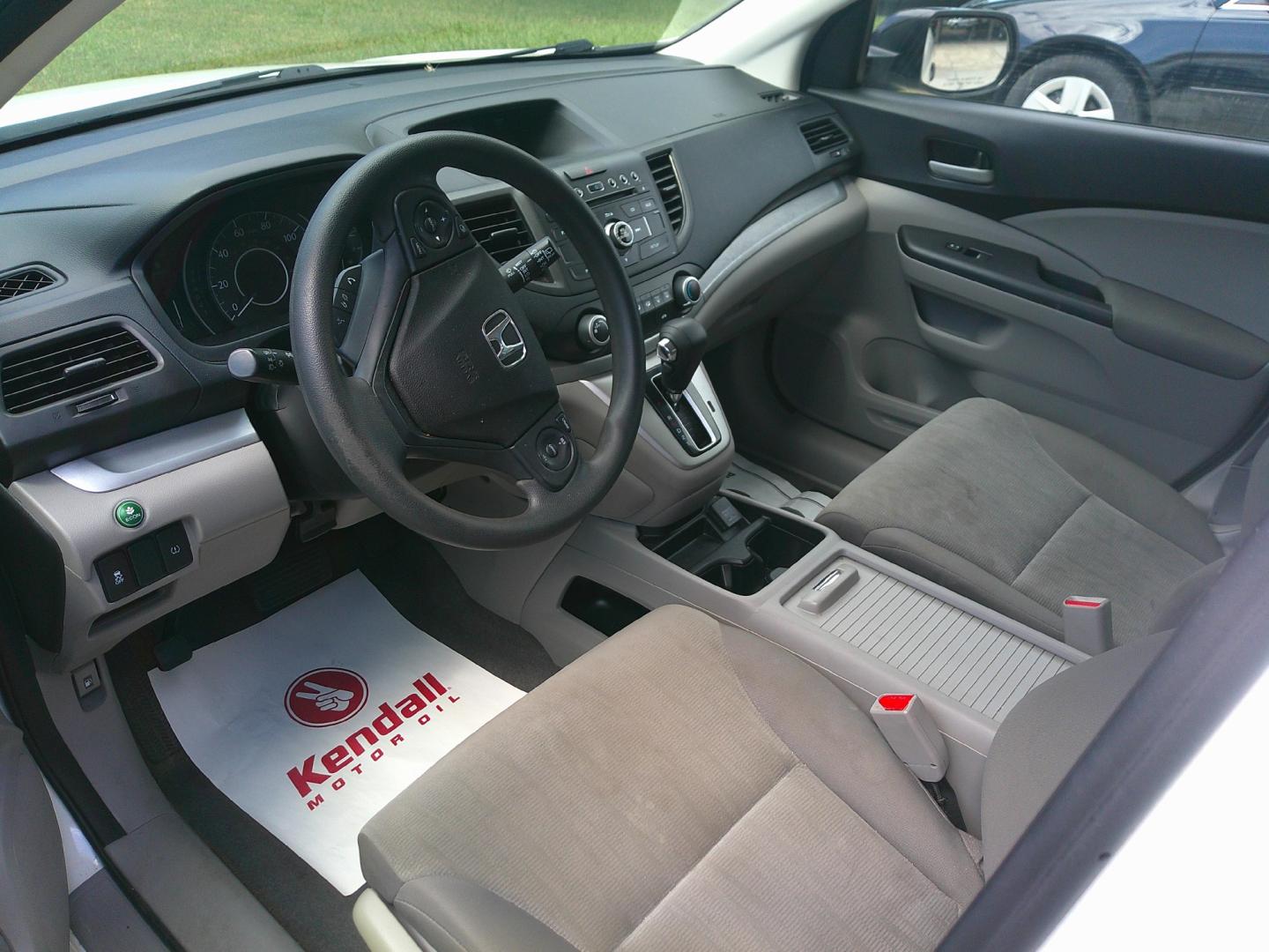 2014 WHITE HONDA CR-V LX (5J6RM4H38EL) , located at 390 Hansen Avenue, Orange Park, FL, 32065, (904) 276-7933, 30.130497, -81.787529- Photo#2
