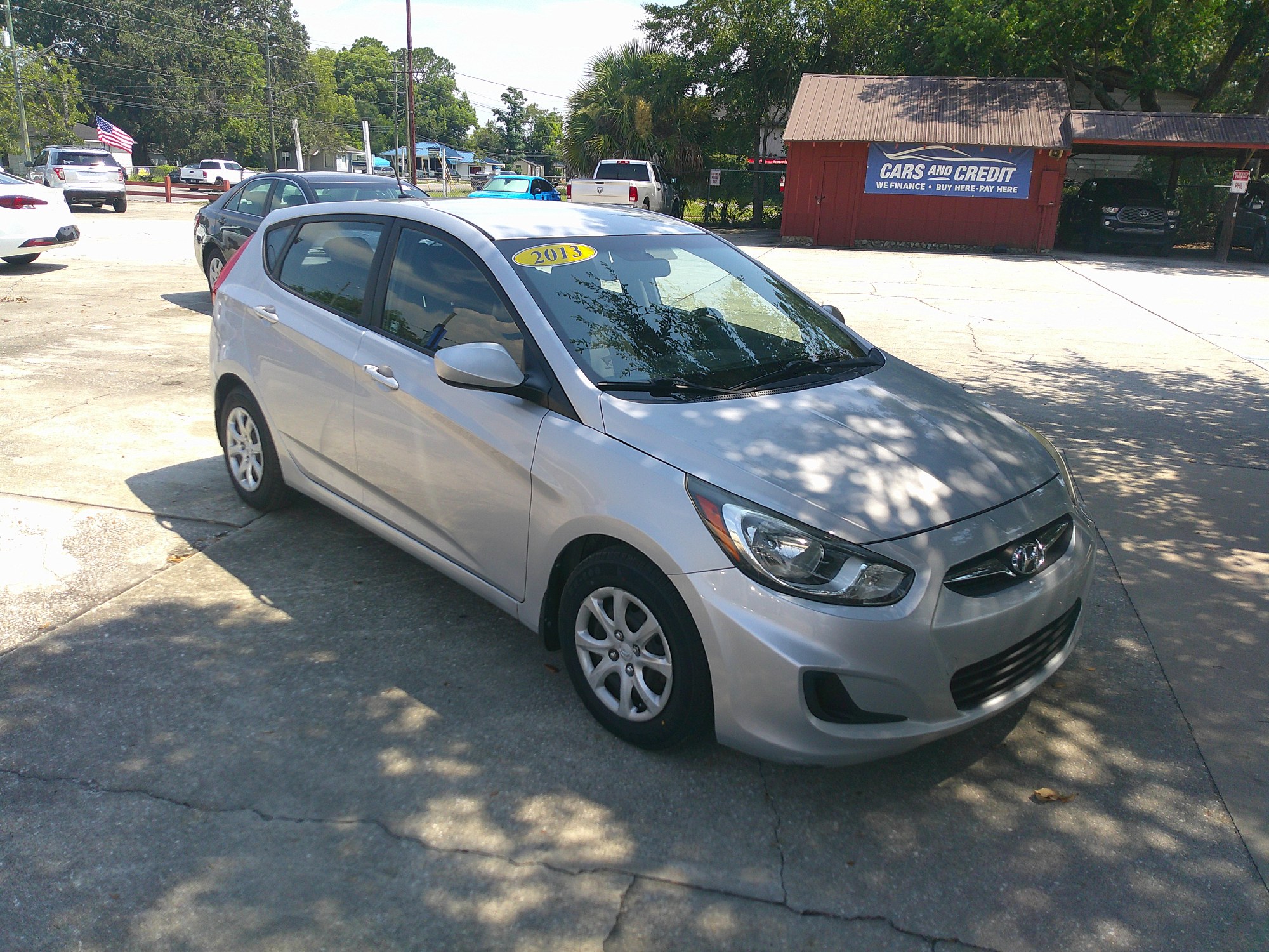 photo of 2013 HYUNDAI ACCENT GS; SE 