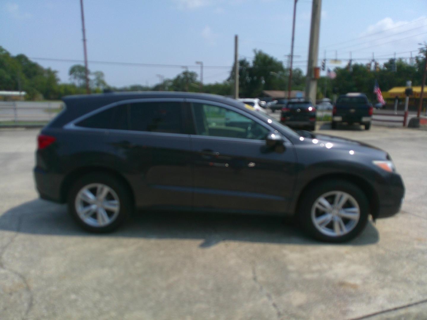 2013 GRAY ACURA RDX TECHNOLOGY PACKA (5J8TB4H5XDL) , located at 1200 Cassat Avenue, Jacksonville, FL, 32205, (904) 695-1885, 30.302404, -81.731033- Photo#4