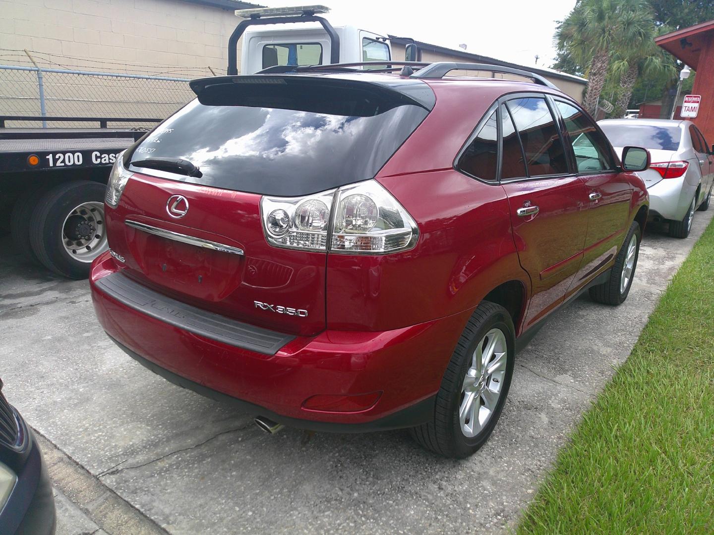 2009 RED LEXUS RX 350 BASE (2T2GK31U29C) , located at 1200 Cassat Avenue, Jacksonville, FL, 32205, (904) 695-1885, 30.302404, -81.731033- Photo#5