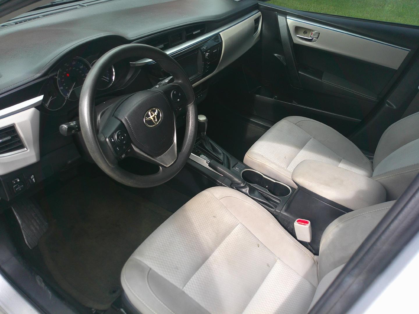 2016 SILVER TOYOTA COROLLA S; LE; L (2T1BURHEXGC) , located at 1200 Cassat Avenue, Jacksonville, FL, 32205, (904) 695-1885, 30.302404, -81.731033- Photo#2