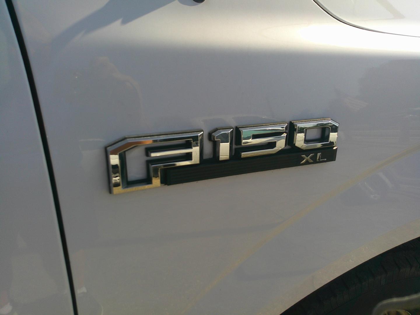 2017 WHITE FORD F-150 XL; LIMITED; P (1FTFX1EF6HK) , located at 1200 Cassat Avenue, Jacksonville, FL, 32205, (904) 695-1885, 30.302404, -81.731033- Photo#8
