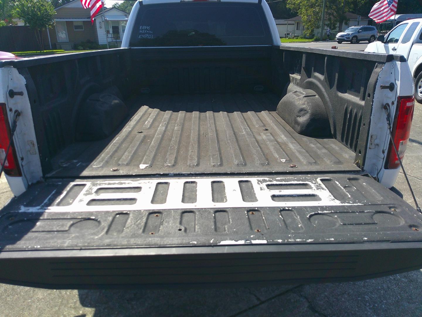 2017 WHITE FORD F-150 XL; LIMITED; P (1FTFX1EF6HK) , located at 1200 Cassat Avenue, Jacksonville, FL, 32205, (904) 695-1885, 30.302404, -81.731033- Photo#6