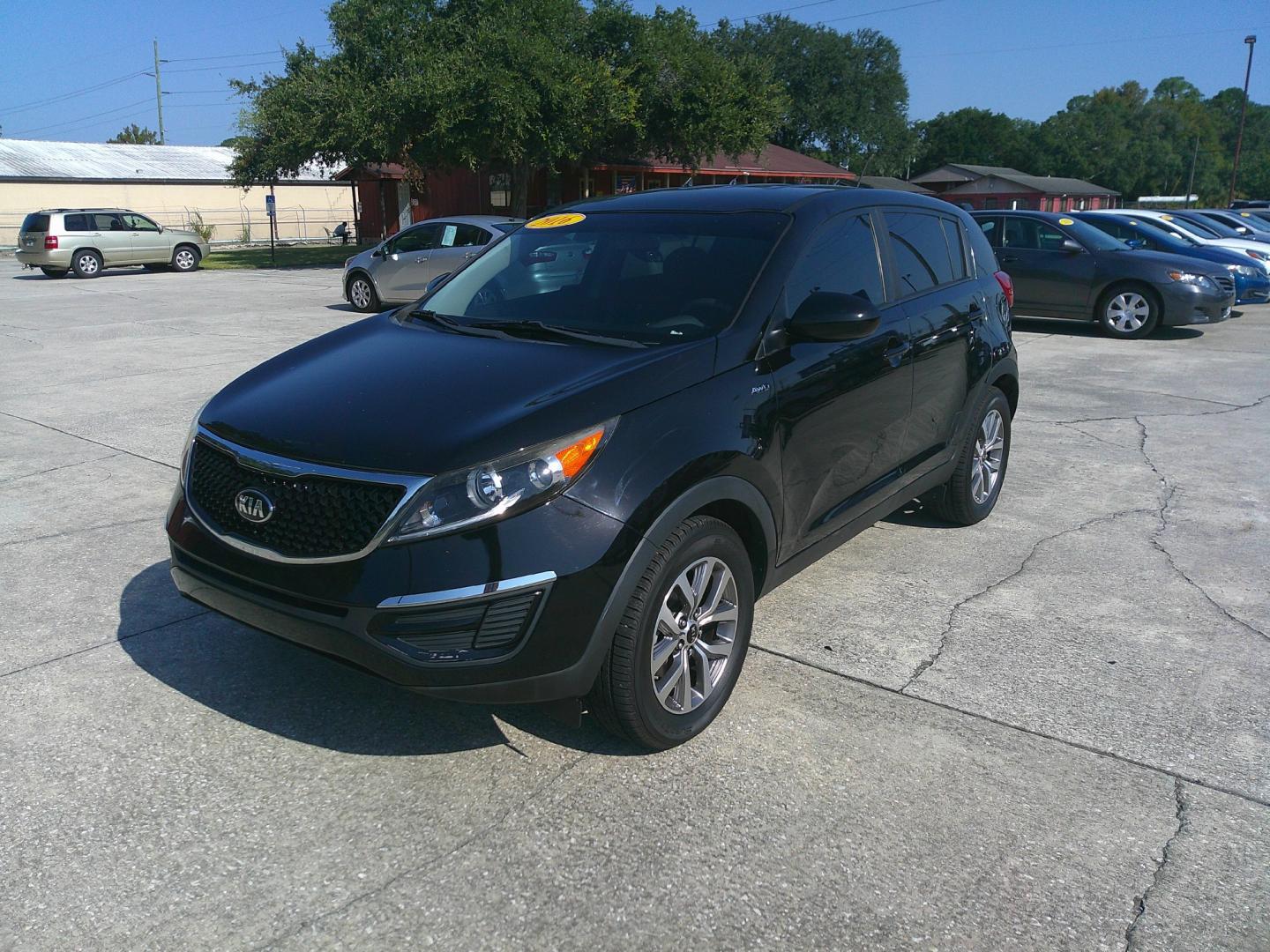 2016 BLACK KIA SPORTAGE EX; LX (KNDPBCAC7G7) , located at 1200 Cassat Avenue, Jacksonville, FL, 32205, (904) 695-1885, 30.302404, -81.731033- Photo#1