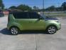 2015 GREEN KIA SOUL + (PLUS) (KNDJP3A5XF7) , located at 1200 Cassat Avenue, Jacksonville, FL, 32205, (904) 695-1885, 30.302404, -81.731033- Photo#4