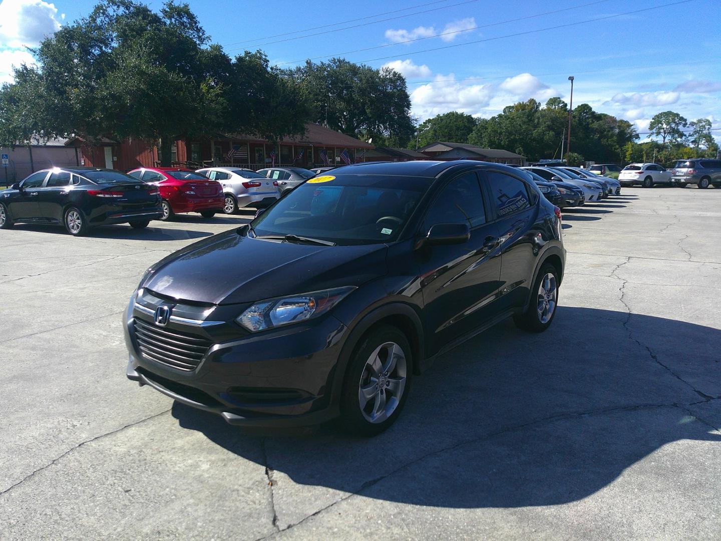 2017 GRAY HONDA HR-V LX (3CZRU5H35HM) , located at 1200 Cassat Avenue, Jacksonville, FL, 32205, (904) 695-1885, 30.302404, -81.731033- Photo#1