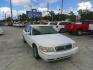 2007 WHITE MERCURY GRAND MARQUIS GS; GS (2MEFM74V87X) , located at 1200 Cassat Avenue, Jacksonville, FL, 32205, (904) 695-1885, 30.302404, -81.731033- Photo#1