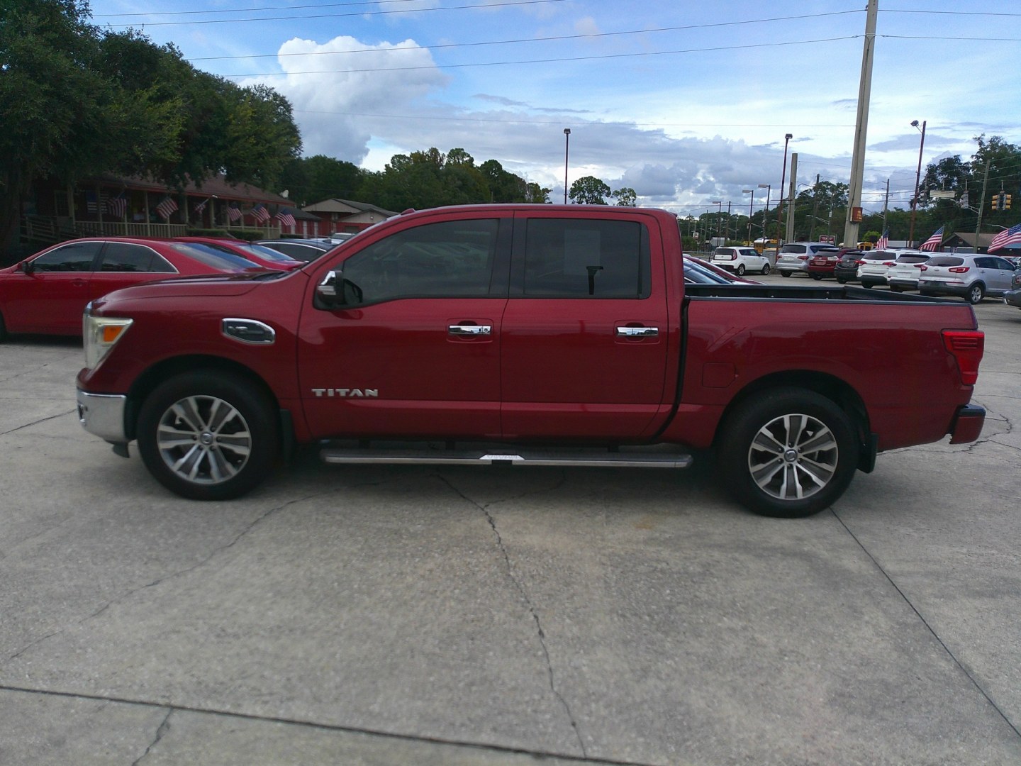 2017 RED NISSAN TITAN S; SL; PRO-4X; (1N6AA1E68HN) , located at 1200 Cassat Avenue, Jacksonville, FL, 32205, (904) 695-1885, 30.302404, -81.731033- Photo#2